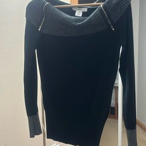 Women sweater size M